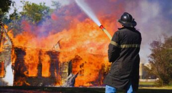 Un “drago” corre in soccorso dei vigili del fuoco: il nuovo mezzo sembra provenire dal futuro